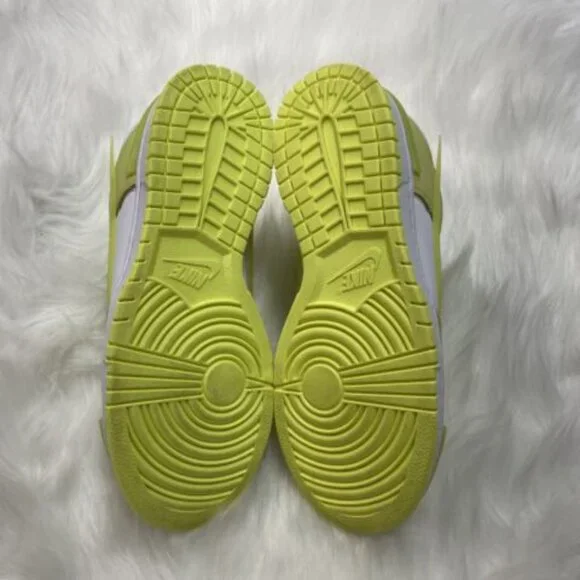 Nike Dunk Low Twist Low Womens Sportswear Shoes Green DZ2794-700 VNDS Size 9 - Picture 6 of 7